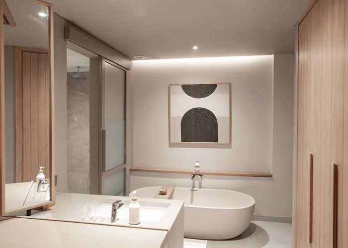 Villa Sin Nombre Bali - Sauna, Ice Bath & Roof Terrace